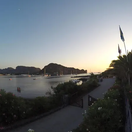 Villaggio Togo Togo Vakantiepark 3*